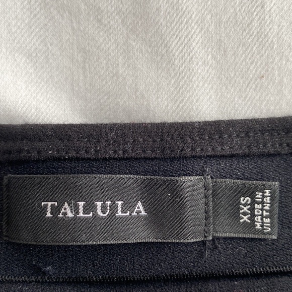 XXS - Aritzia - Talula black skirt - Picture 5 of 5